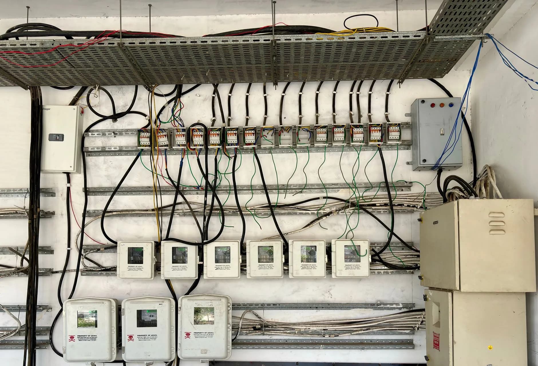 Elektrik tesisatı ve pano çalışması